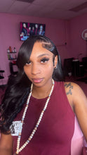 Load image into Gallery viewer, 13x4 HD Lace Frontal Wigs