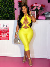 Load image into Gallery viewer, Hot topic jumpsuit yellow